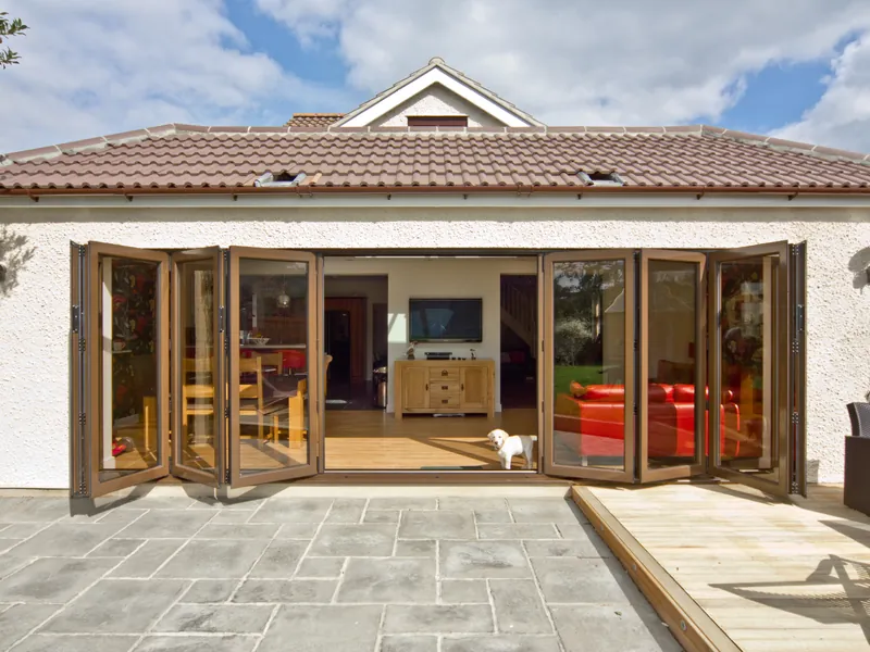 Bifold Swiss Cottage
