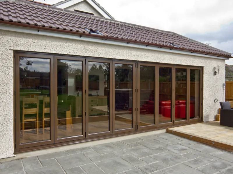 Bifold Swiss Cottage